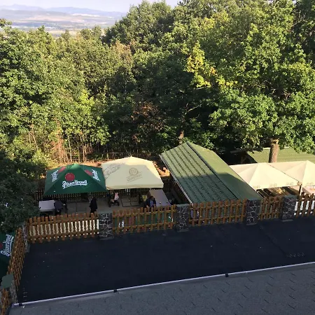 Forrest Hotel
